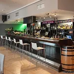 Hotel Unzaga Plaza 3*