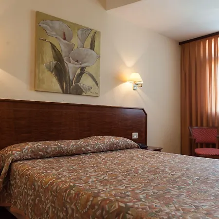 Szálloda Unzaga Plaza Éibar