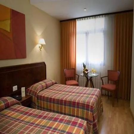 Unzaga Plaza 3* Eibar