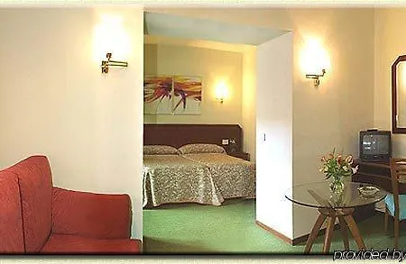 Unzaga Plaza 3* Éibar
