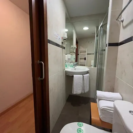 Unzaga Plaza Otel 3*