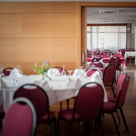 Unzaga Plaza 3* Éibar