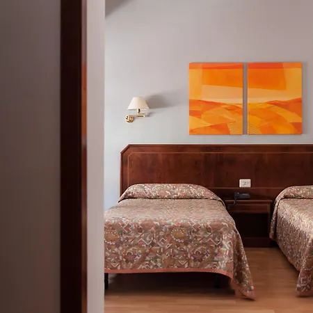 Hotel Unzaga Plaza