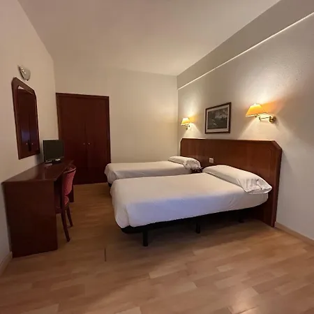 Unzaga Plaza Otel