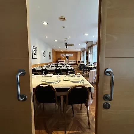 Unzaga Plaza Otel