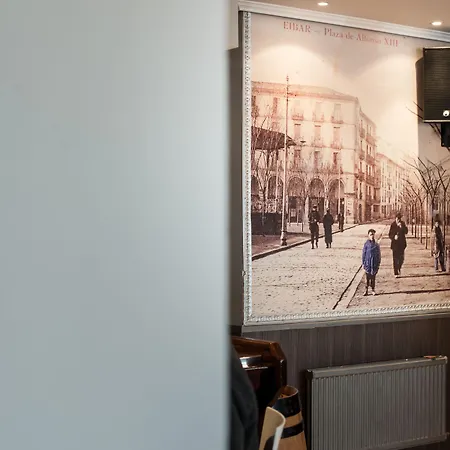 Otel Unzaga Plaza Éibar
