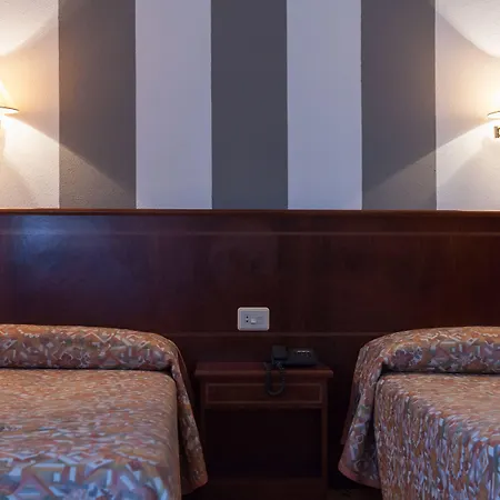 Unzaga Plaza 3* Eibar