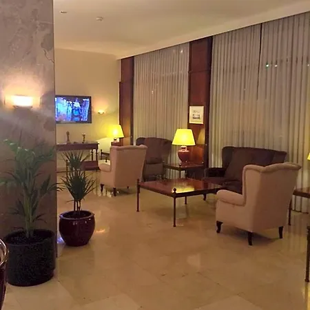 Unzaga Plaza Hotel Eibar