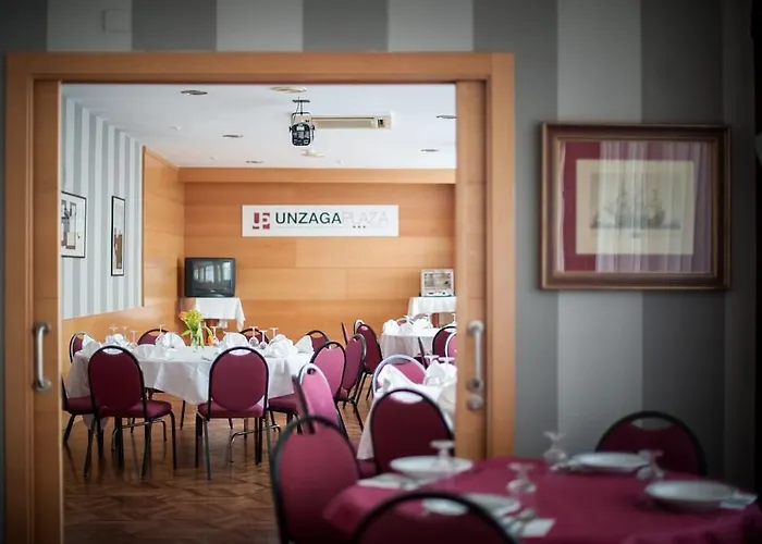 Unzaga Plaza Hotel Eibar