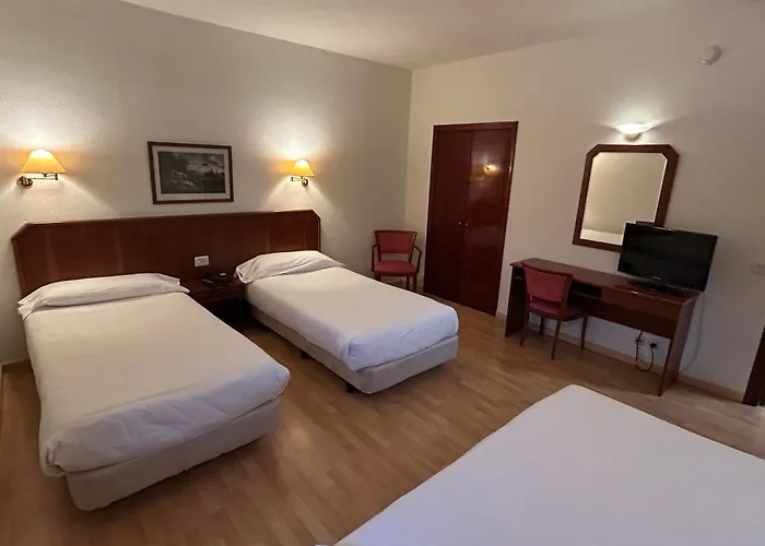 Unzaga Plaza 3* Eibar