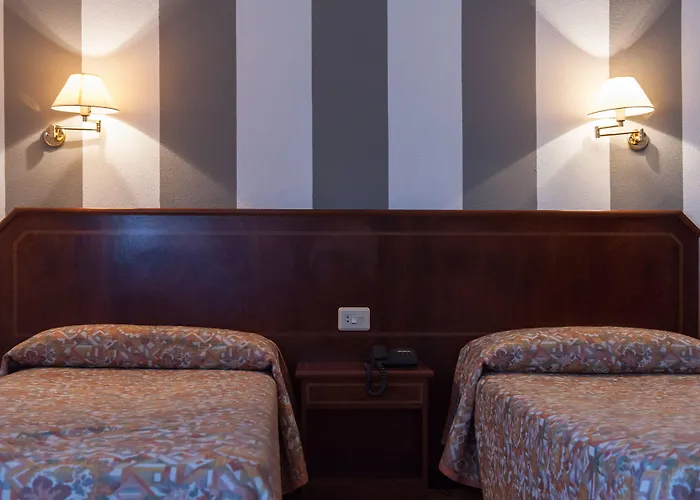 Unzaga Plaza 3* Eibar