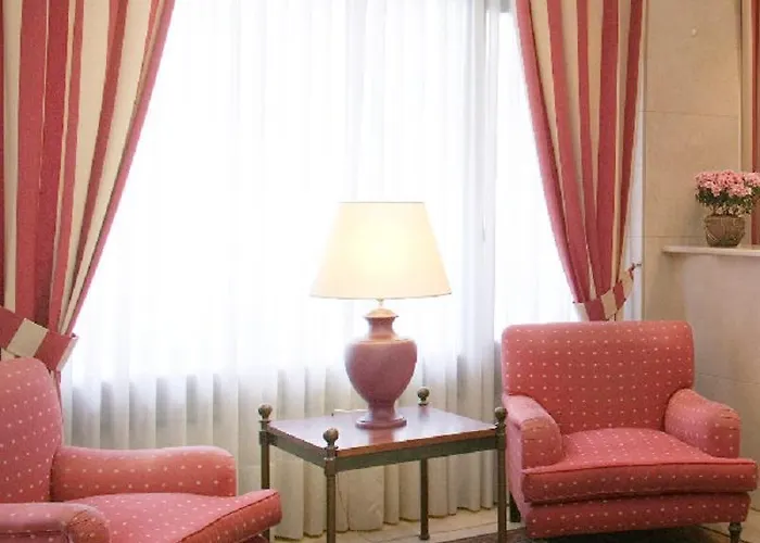 Hotel Unzaga Plaza 3*