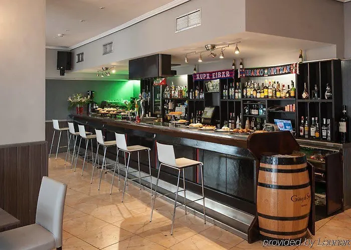 Hotel Unzaga Plaza 3*